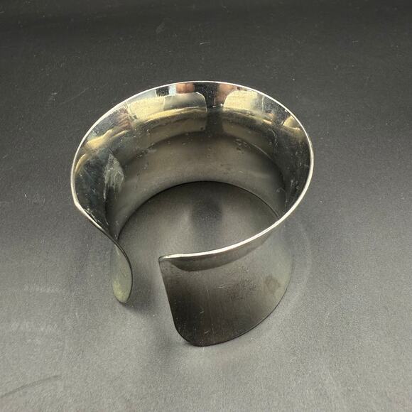Unbranded Jewelry - Vintage Open Cuff Bracelet Silver Tone Bangle